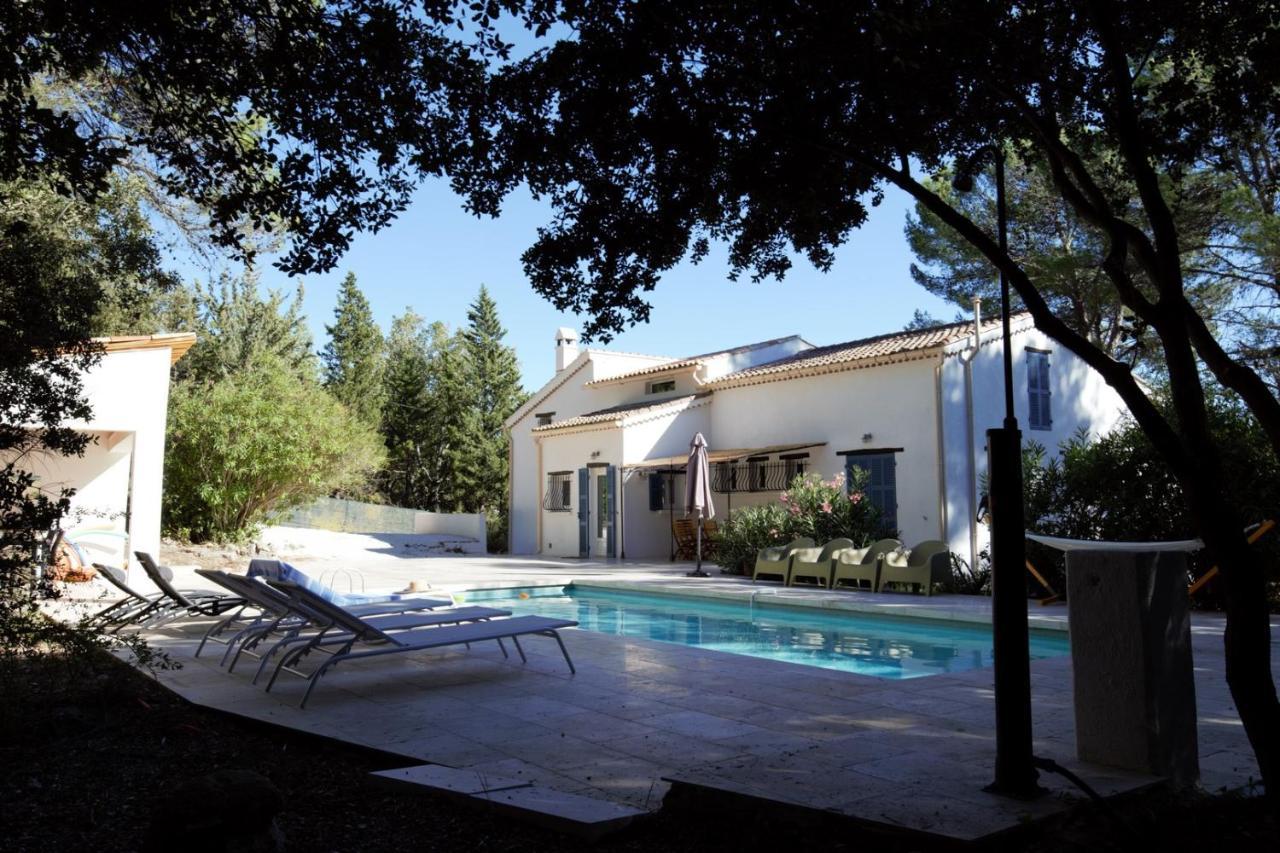 La Bastide Blanche Magnifique Villa 5 Etoiles 5 Chambres Et Piscine Privee Sur 6500 M Var Лорг Экстерьер фото