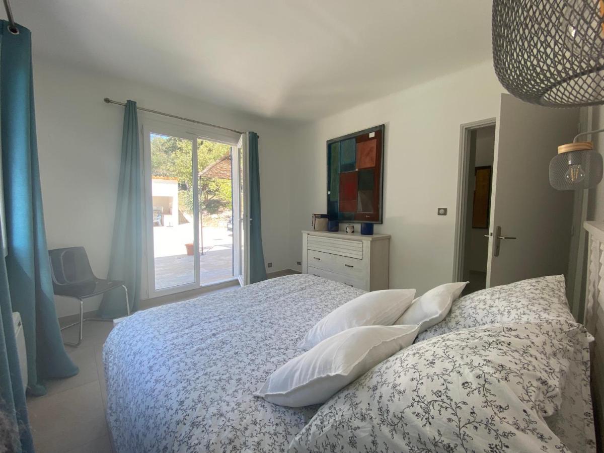 La Bastide Blanche Magnifique Villa 5 Etoiles 5 Chambres Et Piscine Privee Sur 6500 M Var Лорг Экстерьер фото
