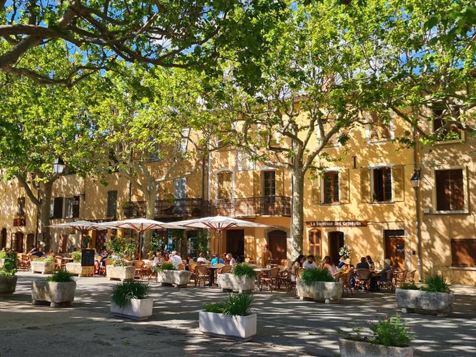 La Bastide Blanche Magnifique Villa 5 Etoiles 5 Chambres Et Piscine Privee Sur 6500 M Var Лорг Экстерьер фото